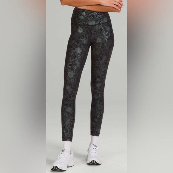 NWOT Lululemon Wunder Train High-Rise Tight 25" *Foil Logo Flourish Black - Picture 2 of 7